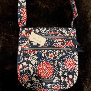 Vera Bradley Triple Zip Hipster bag